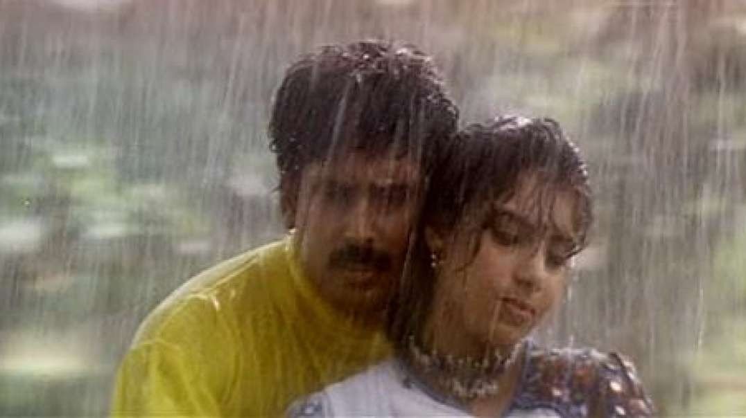 ⁣Karuthamma - Thenmerku Paruvakaatru || Best Melody Status Song