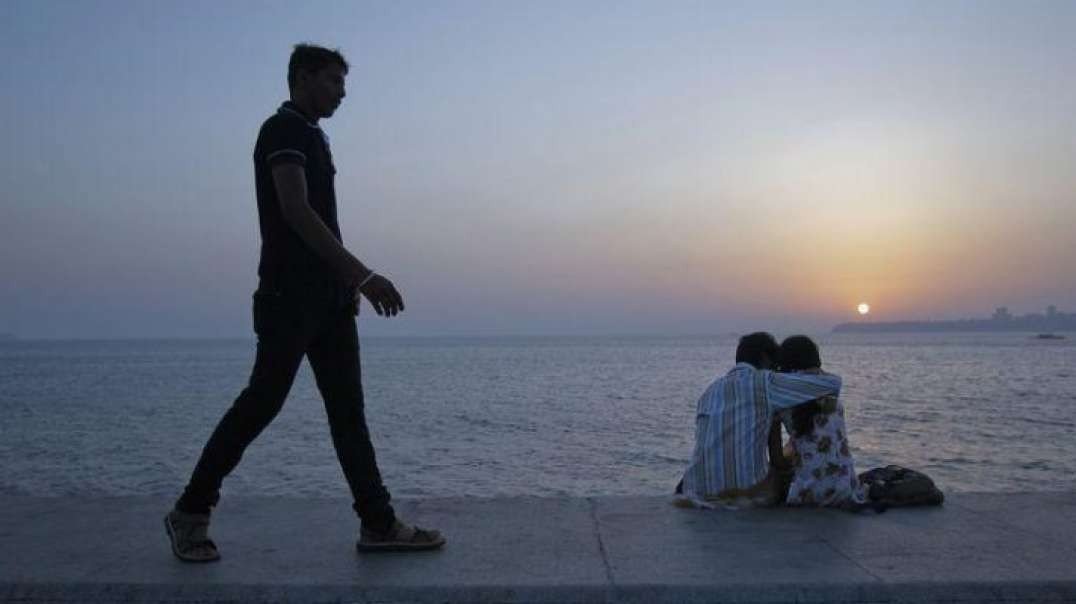 SINGLE MAN LOVE SCNE ONE MAN NO LOVE.mp4