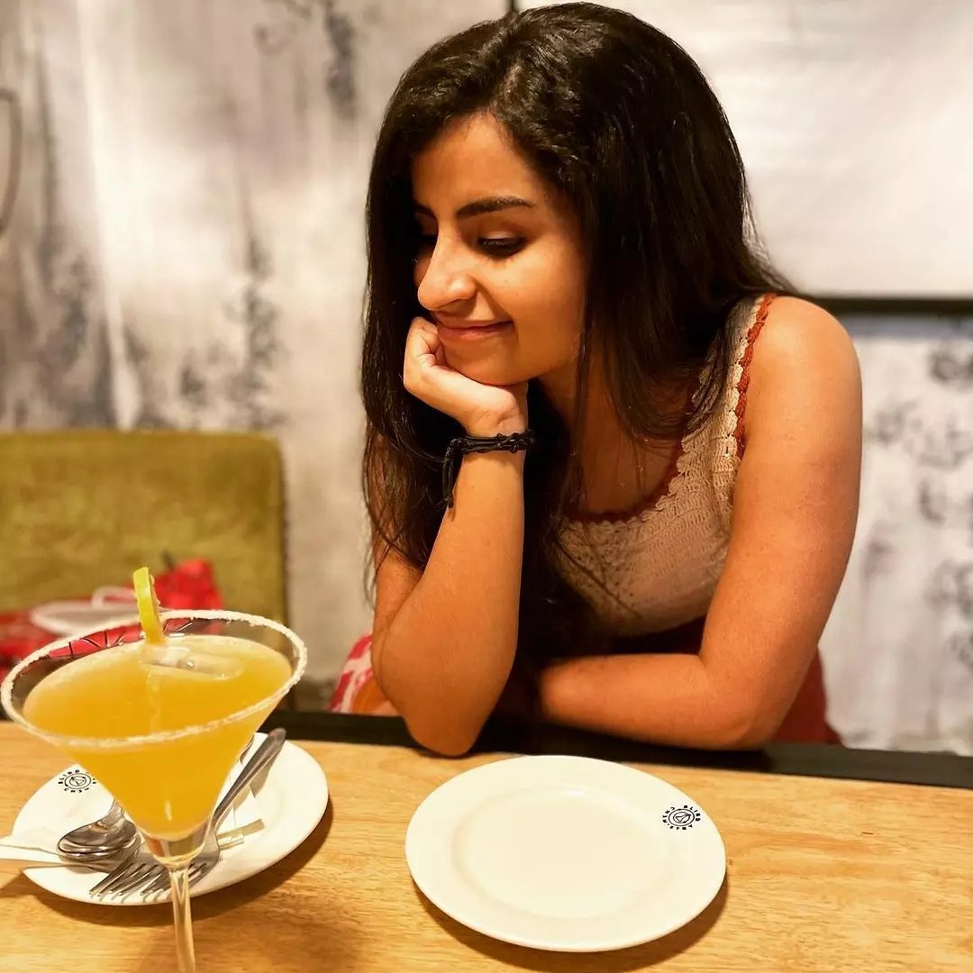 ⁣Aval Blouse'll Irukum Hook Eh Pollae Malaysia Tamil Love Song Tamil Whaatsaap Status