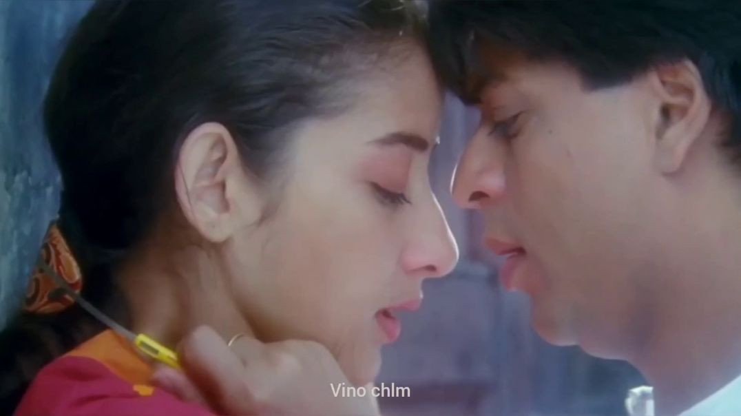 ⁣⁣Uyire movie whatsapp status tamil Download mp4