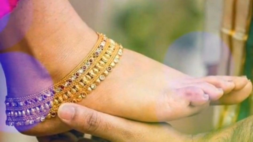 ⁣Chi Chi Chi Enna Pazhakkam Ithu Vikram Love Song Status Tamil