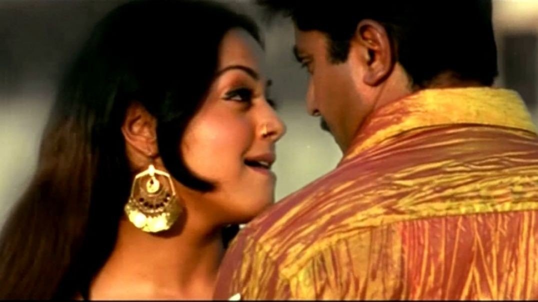 ⁣Unakkul Naane Song | Pachaikili Muthucharam | Love Song | Tamil Love status