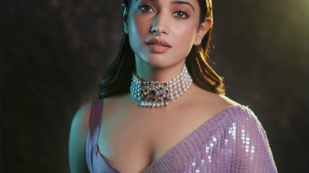 ⁣Tamana WhatsApp status | Dhanush love songs WhatsApp status |  padikathavan song's WhatsApp sta