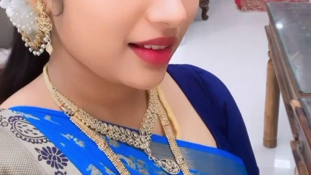 Maman kaiyil poovai thanthu soodi kollavaa | Tamil Old Status