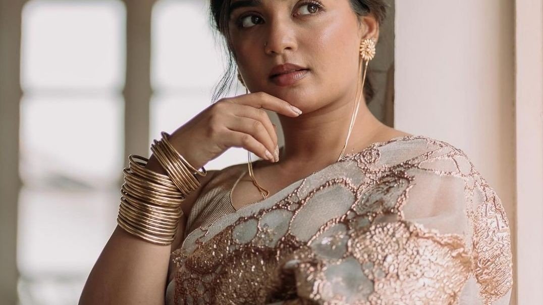 ⁣Sollatuma Ondru Sollatuma En Song | Darling 2 | Tamil Whatsapp Status